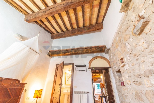 appartamento in vendita a Semproniano