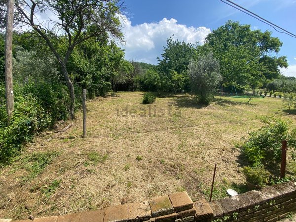 appartamento in vendita a Semproniano in zona Catabbio