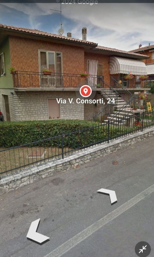 casa indipendente in vendita a Semproniano