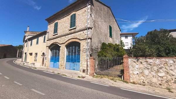 appartamento in vendita a Semproniano