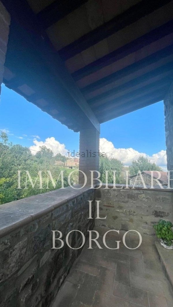 appartamento in vendita a Semproniano in zona Petricci