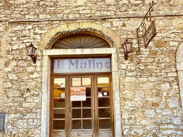 negozio in vendita a Semproniano
