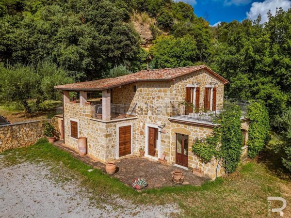casale in vendita a Semproniano