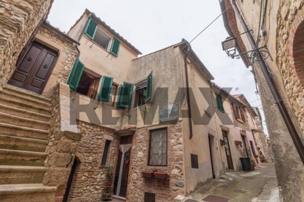 appartamento in vendita a Semproniano