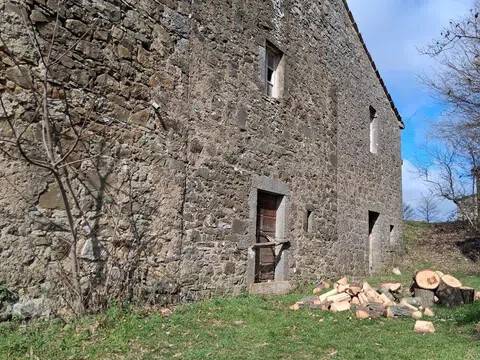 casa indipendente in vendita a Semproniano in zona Petricci