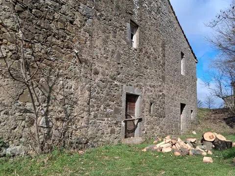 casa indipendente in vendita a Semproniano in zona Petricci