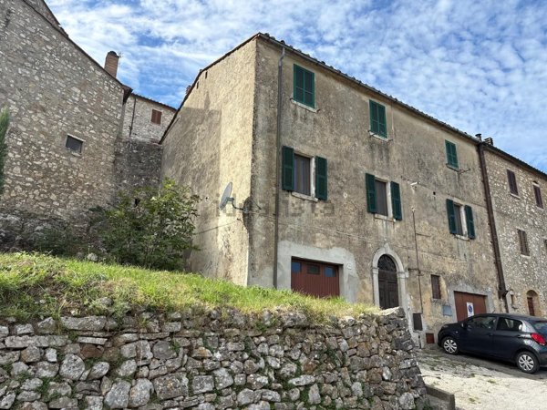 appartamento in vendita a Semproniano