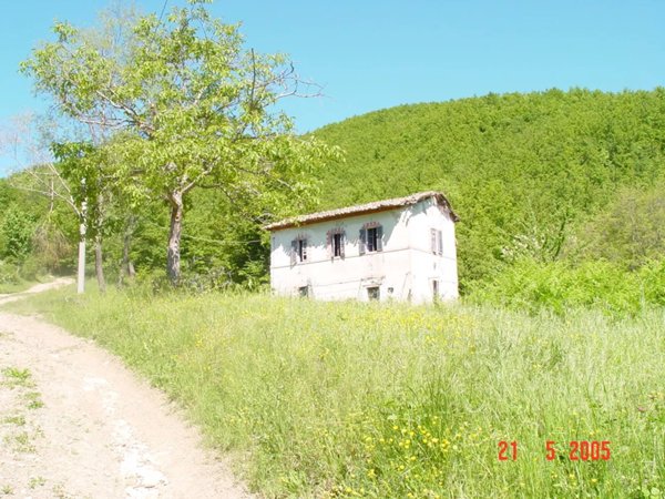 appartamento in vendita ad Assisi in zona Armenzano