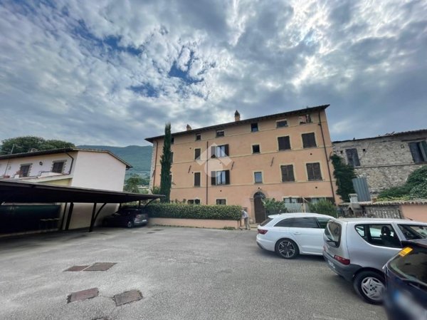 appartamento in vendita ad Assisi in zona Capodacqua