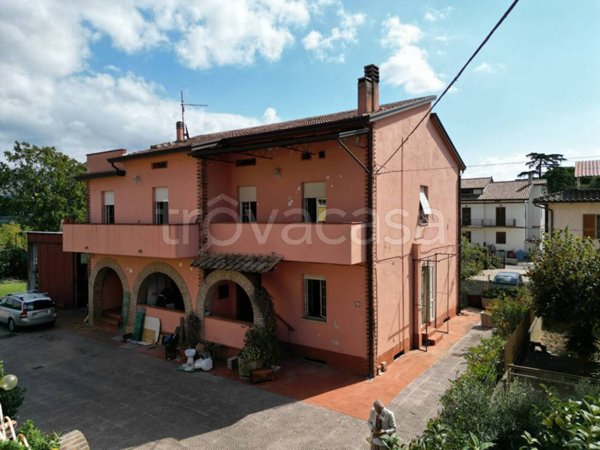 casa indipendente in vendita ad Assisi in zona Santa Maria degli Angeli