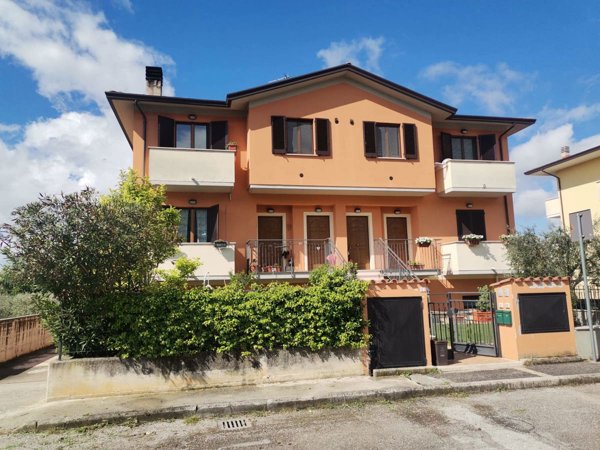 appartamento in vendita ad Assisi in zona Rivotorto