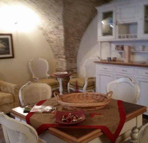 casa indipendente in vendita ad Assisi in zona Viole