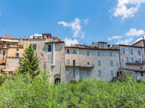 casa indipendente in vendita ad Assisi