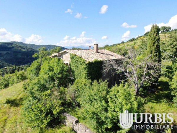 casa indipendente in vendita ad Assisi in zona Porziano