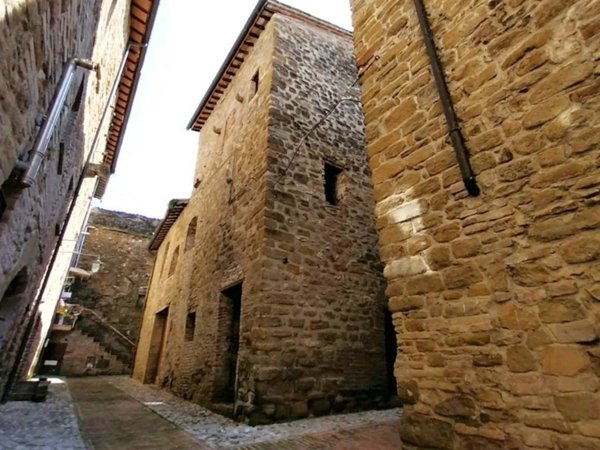 casa indipendente in vendita ad Assisi in zona Petrignano