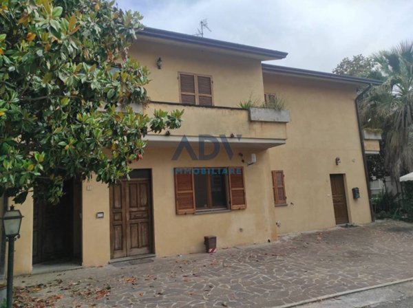 appartamento in vendita ad Assisi in zona Rivotorto