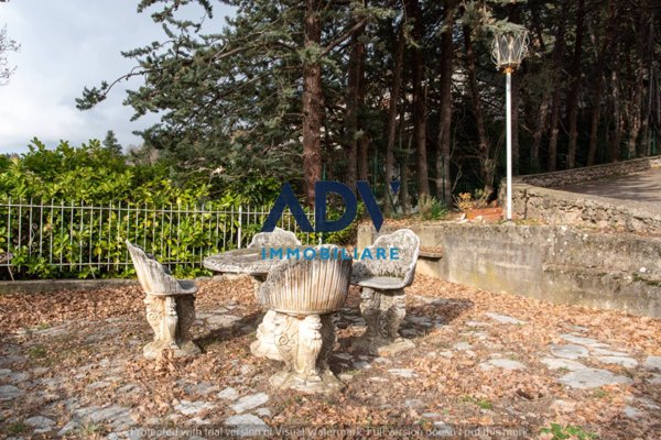 casa indipendente in vendita ad Assisi