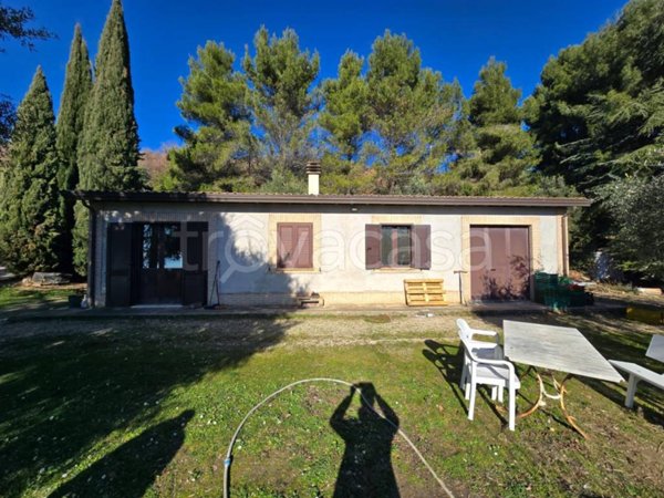 appartamento in vendita ad Assisi in zona Mora