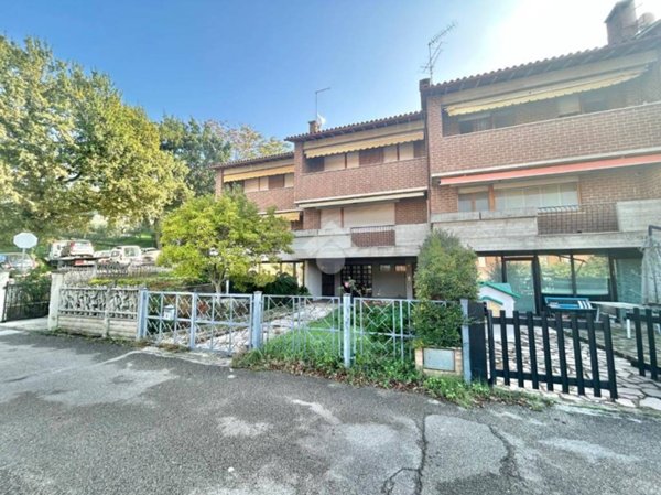casa indipendente in vendita ad Assisi