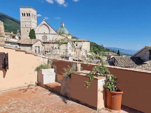 appartamento in vendita ad Assisi