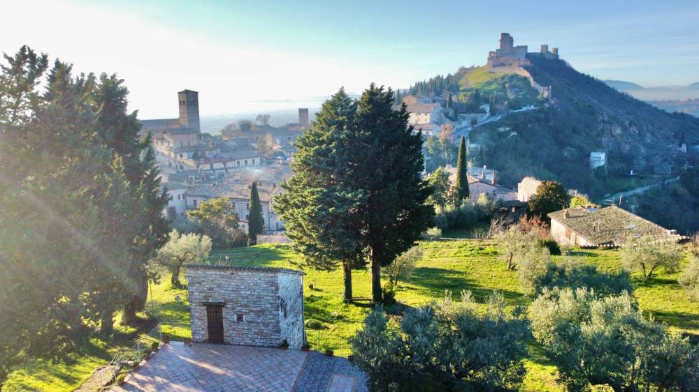casa indipendente in vendita ad Assisi