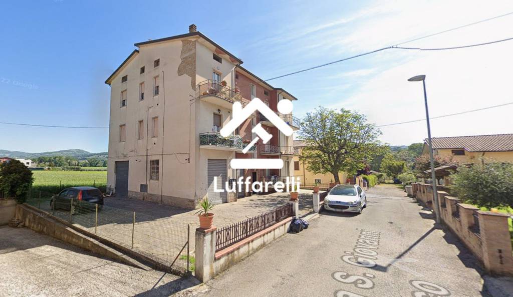 appartamento in vendita ad Assisi in zona Petrignano