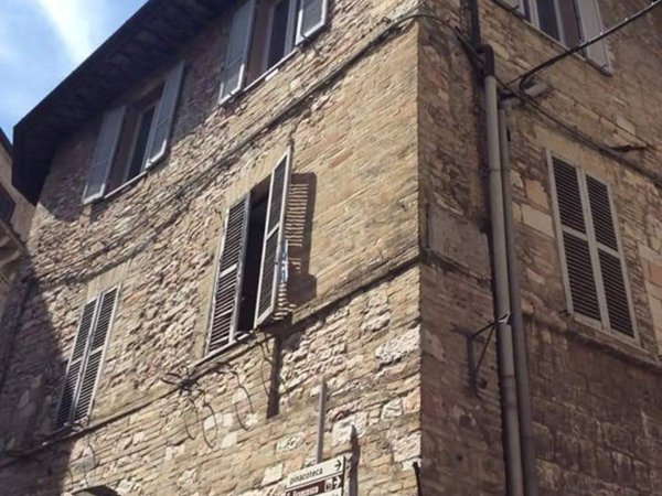 appartamento in vendita ad Assisi