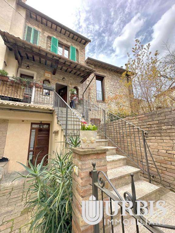 appartamento in vendita ad Assisi