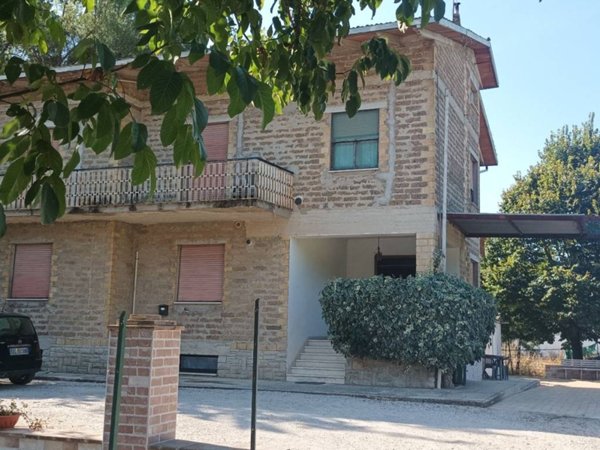 appartamento in vendita ad Assisi