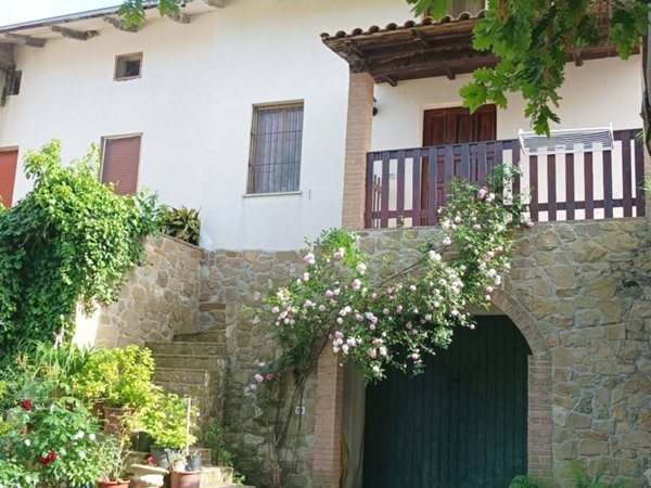 casa indipendente in vendita ad Assisi
