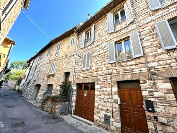 appartamento in vendita ad Assisi