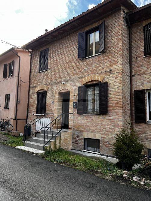 casa indipendente in vendita ad Assisi in zona Santa Maria degli Angeli