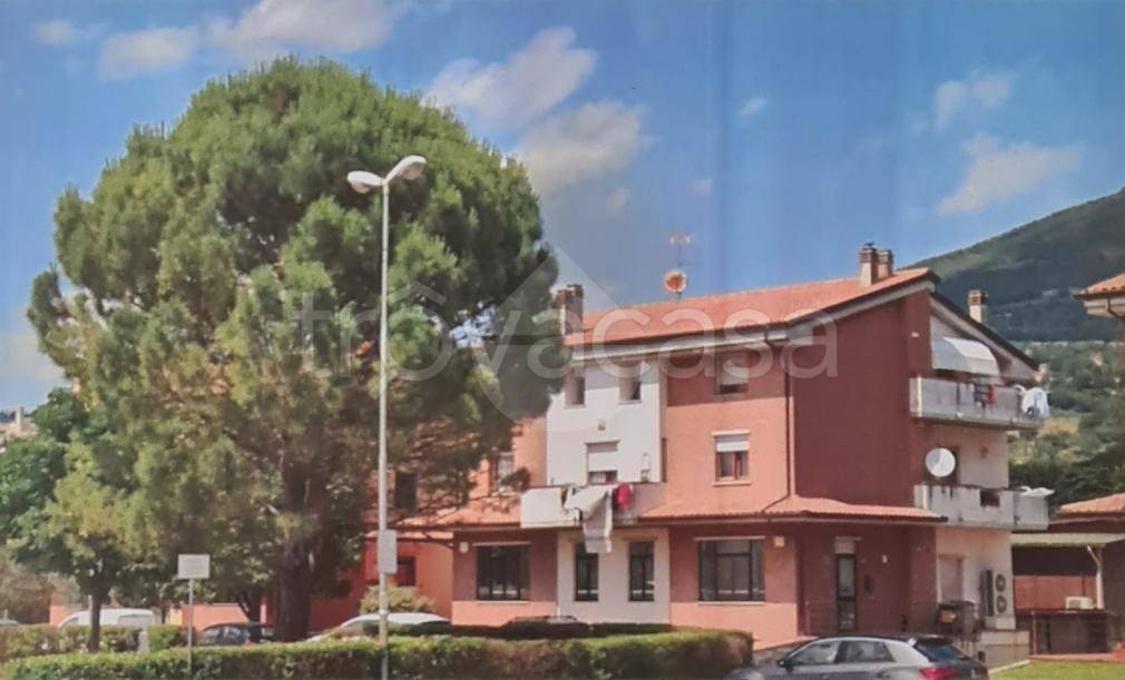 appartamento in vendita ad Assisi in zona Rivotorto