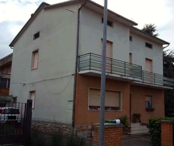 casa indipendente in vendita ad Assisi in zona Petrignano