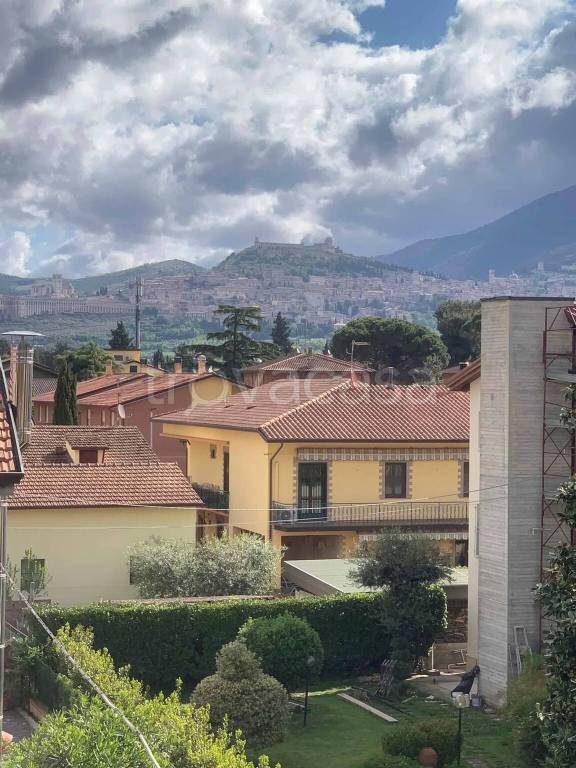 appartamento in vendita ad Assisi in zona Santa Maria degli Angeli