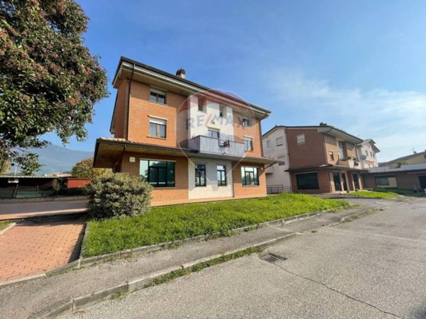 appartamento in vendita ad Assisi in zona Rivotorto