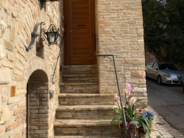 appartamento in vendita ad Assisi