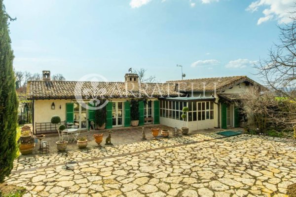 casa indipendente in vendita ad Assisi