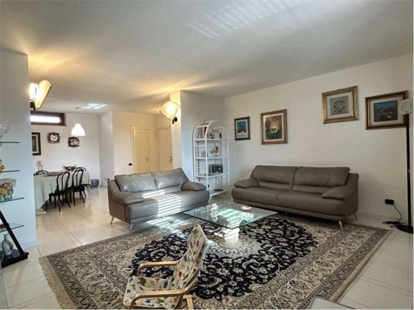 appartamento in vendita ad Assisi in zona Palazzo