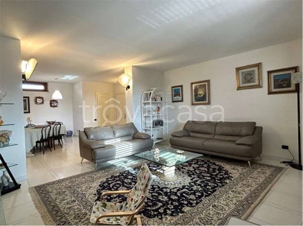 appartamento in vendita ad Assisi in zona Palazzo