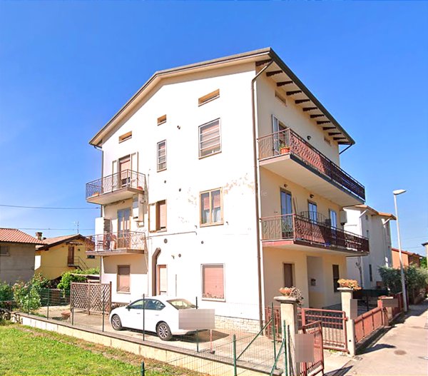 appartamento in vendita ad Assisi in zona Petrignano