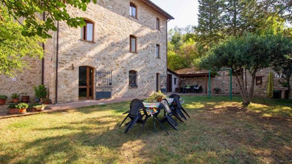 casa indipendente in vendita ad Assisi
