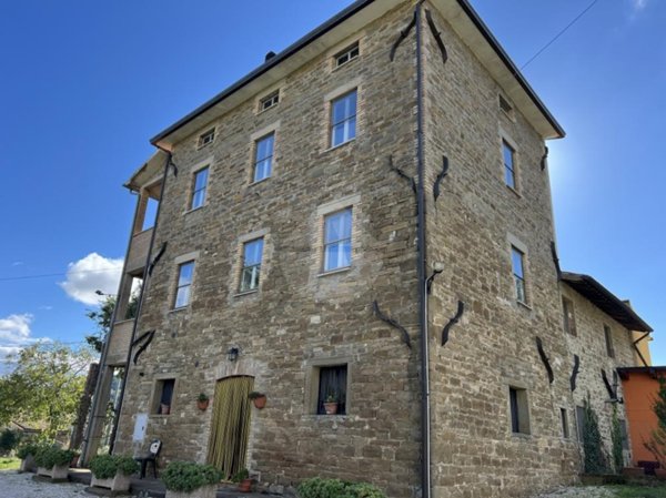 casa indipendente in vendita ad Assisi in zona Porziano