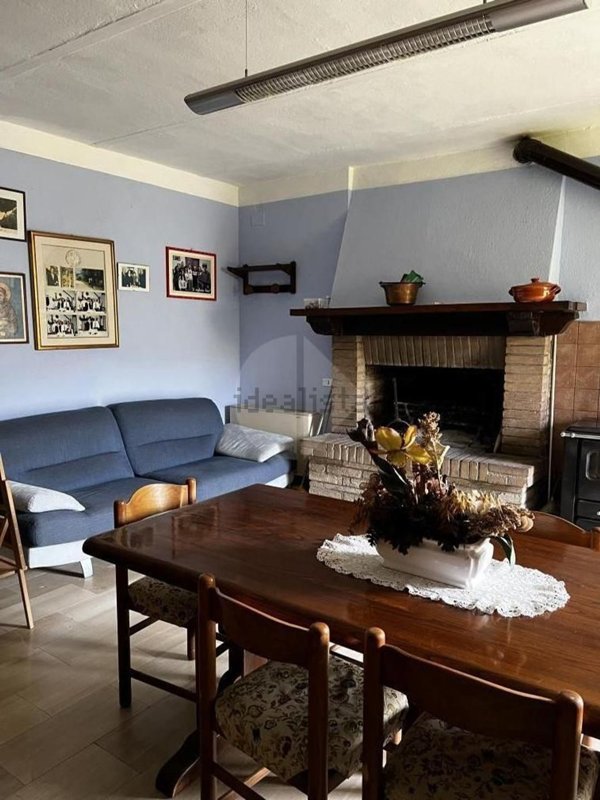 casa indipendente in vendita ad Assisi in zona Porziano