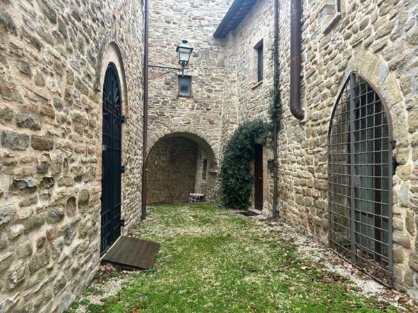 villa in vendita ad Assisi in zona Porziano