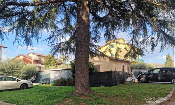 casa indipendente in vendita ad Assisi in zona Santa Maria degli Angeli