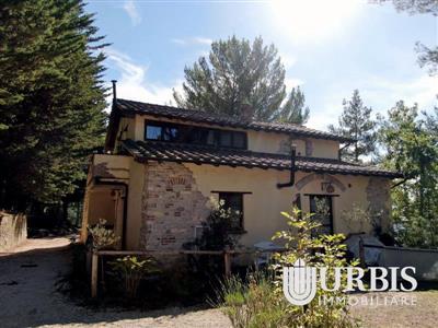 casa indipendente in vendita ad Assisi in zona Porziano