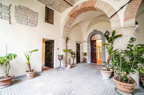 appartamento in vendita ad Assisi