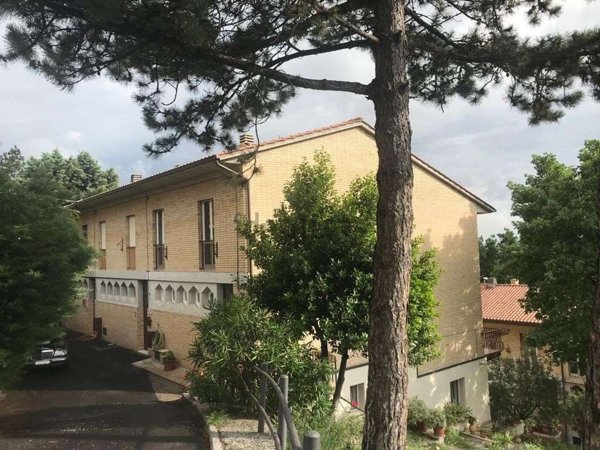 casa indipendente in vendita ad Assisi