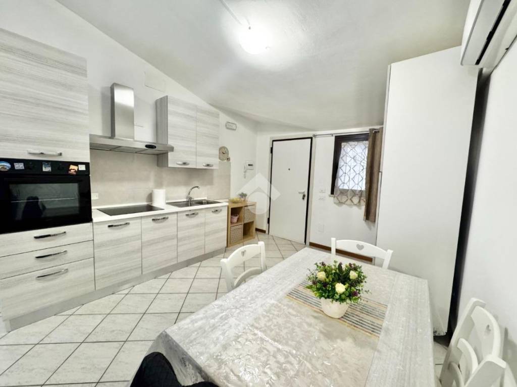 appartamento in vendita ad Assisi in zona Santa Maria degli Angeli